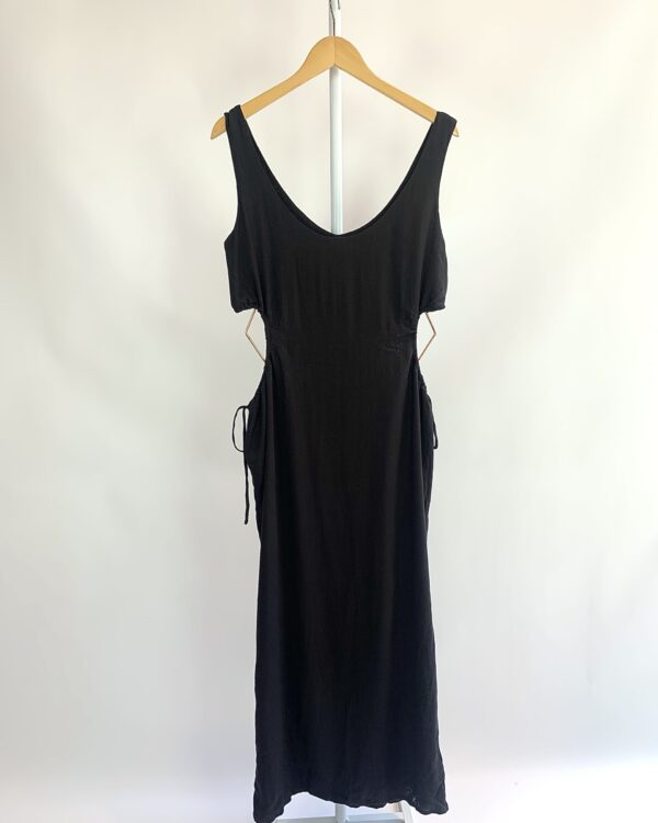 Vestido midi preto LOJA 3 - G VENDIDO SISTEMA OTO