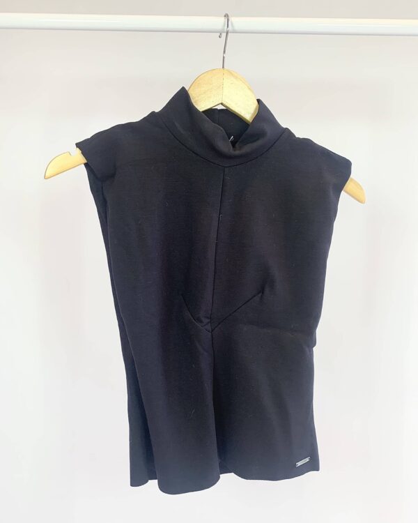 Blusa peta de malha FORUM - P - VENDIDO SISTEMA OTTO