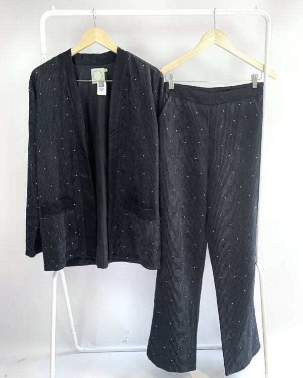 Conjunto calça e com kimono preto com bordado FERNANDA DI BIASE - M VENDIDO SISTEMA OTTO