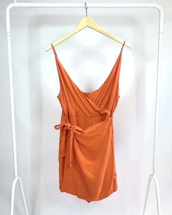 Macaquinho transpasse alcinha coral OH! BOY *nunca usado* - G - VENDIDO SISTEMA OTO