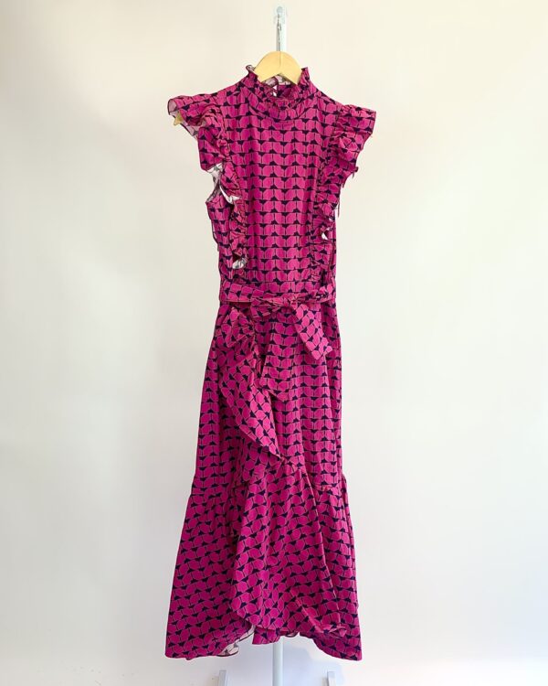 Vestido midi preto com estamp boca rosa EVA - 36