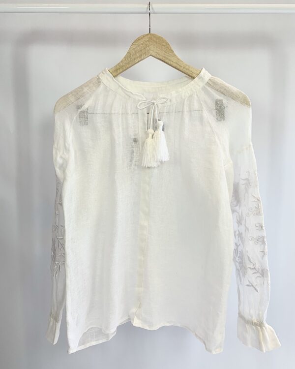 Bata off gaze manga longa bordada SOHOOSTYLE - P - VENDIDO SISTEMA OTO