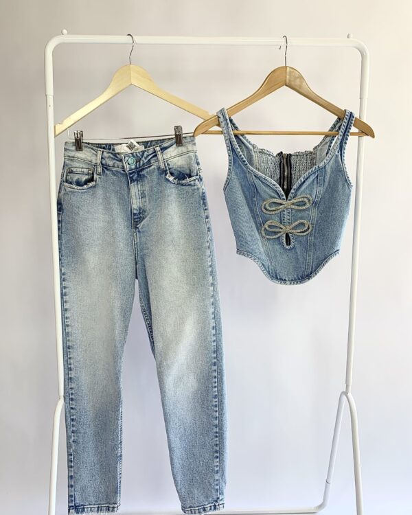 Conjunto cropped e calça jeans detalhe laço pedraria VISUAL JEANS - 36 - VENDIDO SISTEMA OTO