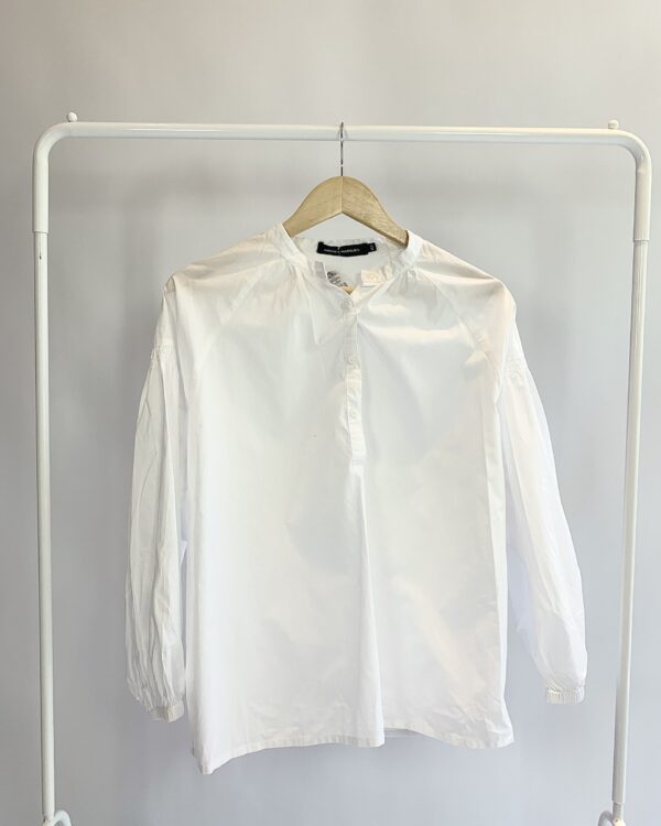 Camisa branca ANDREA MARQUES- 40 - VENDIDO SIST OTO