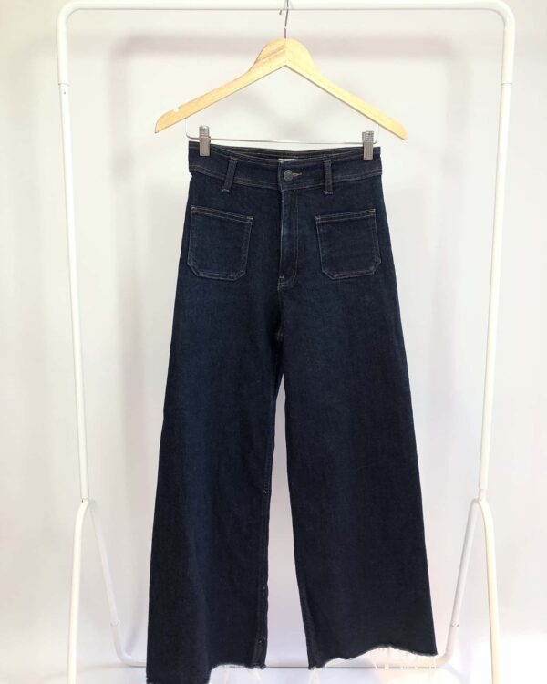 Calça jeans escura desfiado na barra ZARA- 34 - VENDIDO SISTEMA OTO