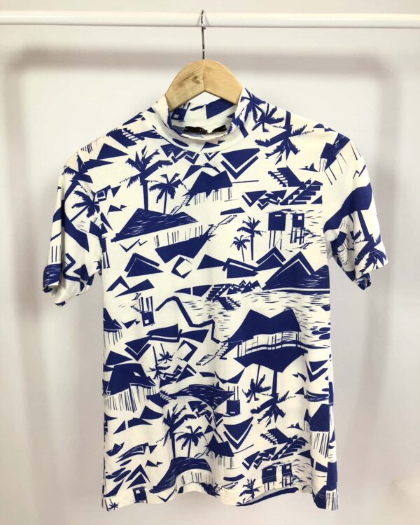 Blusa manga curta branca estampa azul ANIMALE - M - VENDIDO SISTEMA OTO