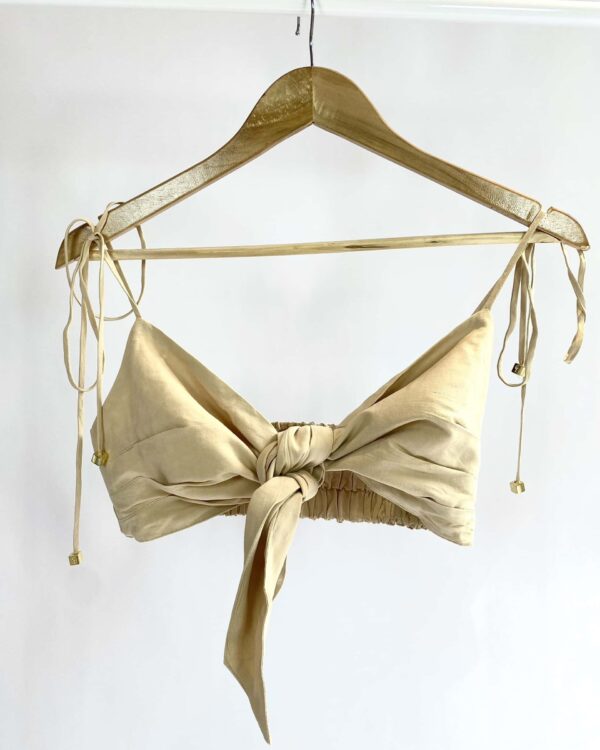 Cropped viscolinho amarração na frente bege ÁGUA DE COCO - P - VENDIDO SISTEMA OTO