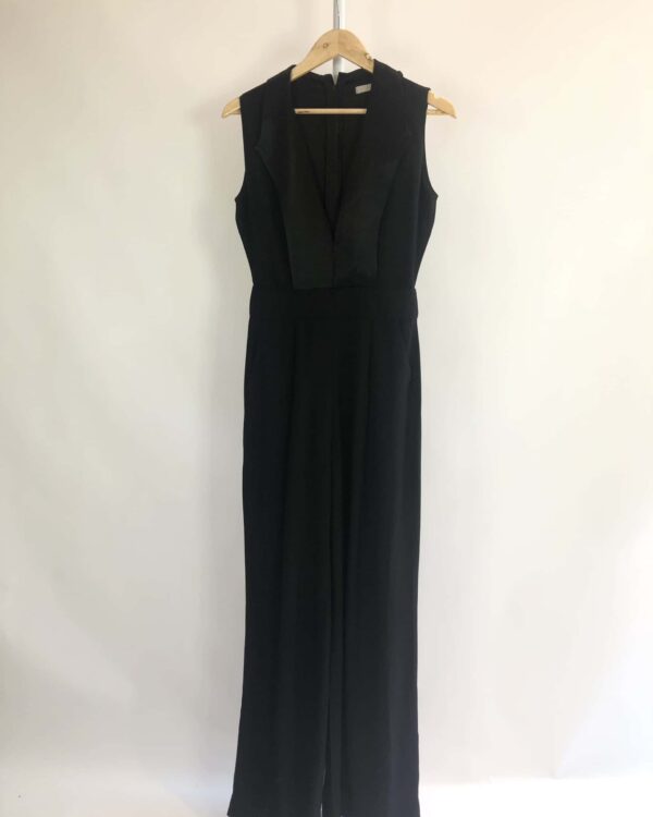 Macacão preto sem manga CAROL BASSI - P - VENDIDO SISTEMA OTO