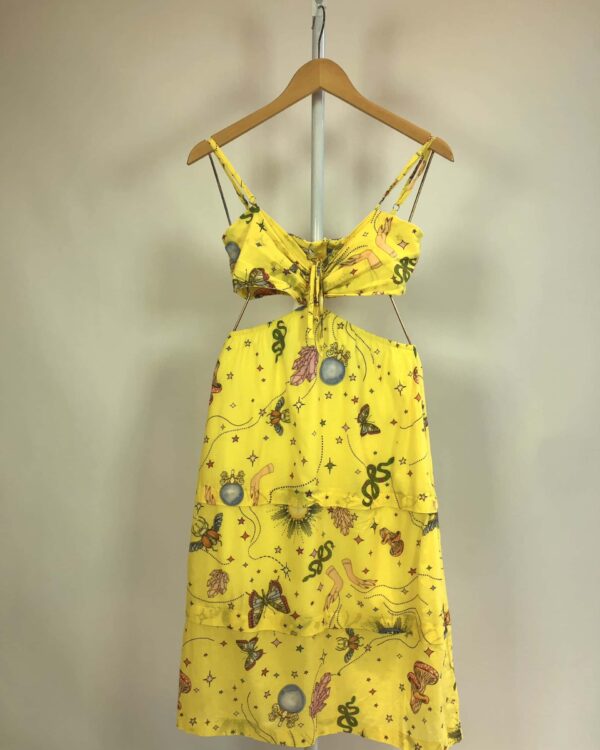 Vestido curto amarelo recortado MARIANA PENTEADO - PP - VENDIDO SISTEMA OTO