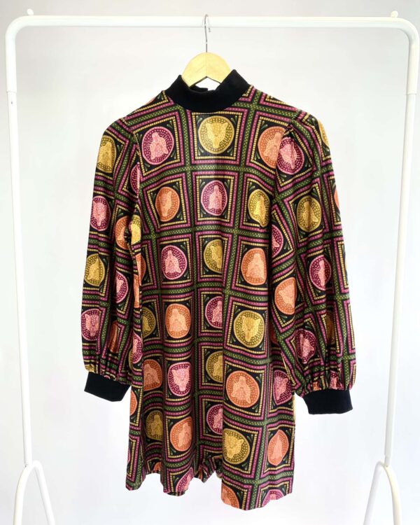 Macaquinho curto  manga longa estampado FARM - P