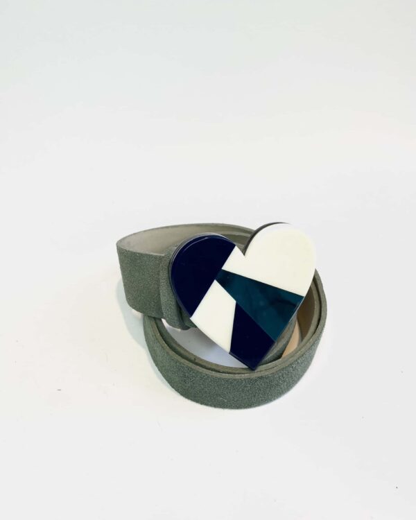 Cinto azul fivela coração - M - VENDIDO SISTEMA OTTO