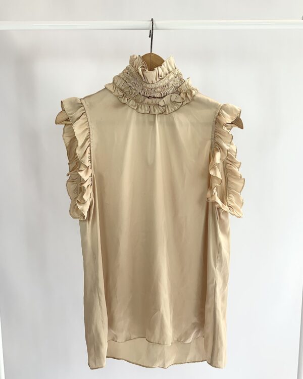 Blusa dourada com detalhe no pescoço AGILITA - 42 - VENDIDO SISTEMA OTO