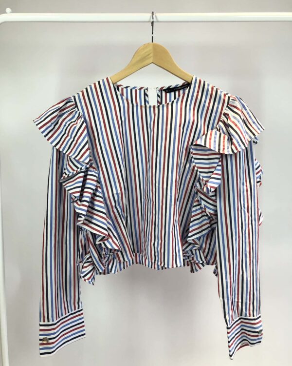 Blusa cropped manga longa listrada SFERA COLLECTION - G VENDIDO SISTEMA OTTO