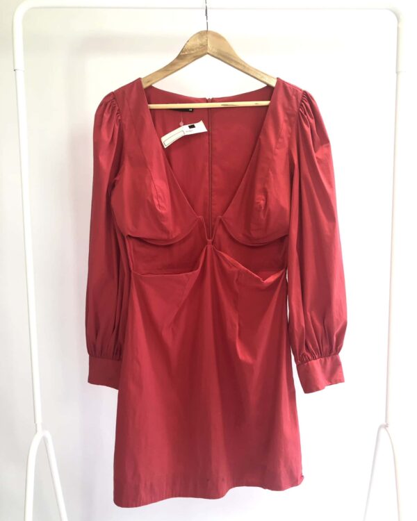 Vestido curto vermelho com decote AGATHA - 44 - VENDIDO SISTEMA OTTO