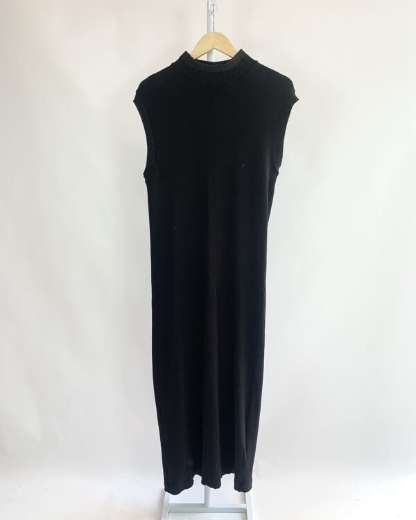 Vestido mid manga curta preto MARIA FILÓ - M - VENDIDO SISTEMA OTO