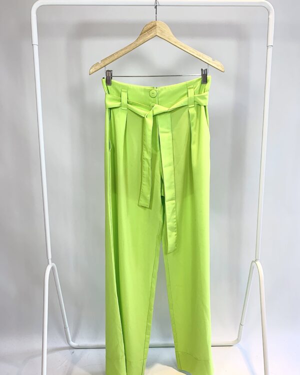Calça verde limão alfaiataria LORE - M - VENDIDO SISTEMA OTO