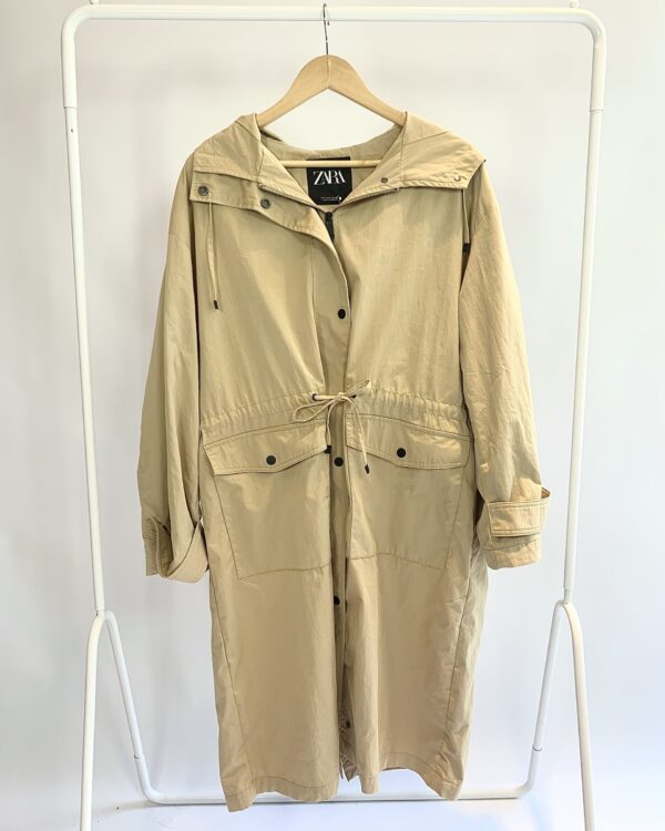 Trench coat beje capuz ZARA - P - VENDIDO SISTEMA OTO
