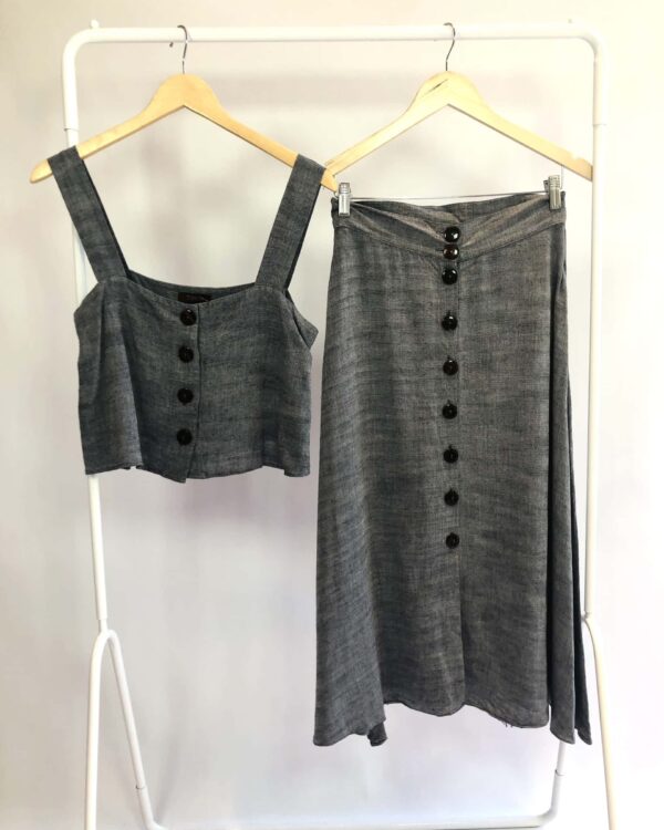 Conjunto cinza saia e cropped TRIYA -P - VENDIDO SIST OTO