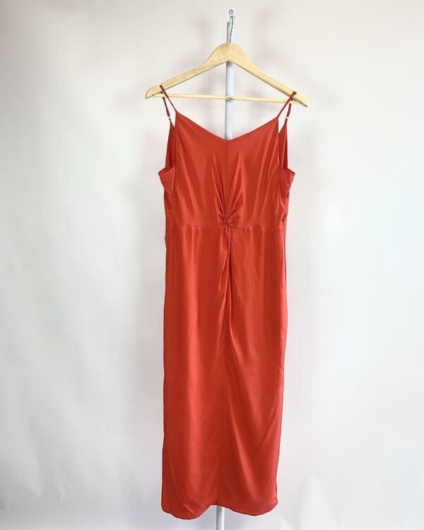 Vestido midi vermelho drapeado WAIWAI + BETINA DE LUCA - M - VENDIDO SIST OTO