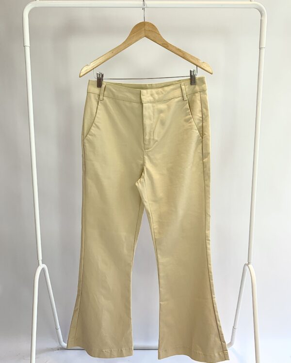 Calça alfaiataria beje LE LIS BLANC - 42 - VENDIDO SISTEMA OTO