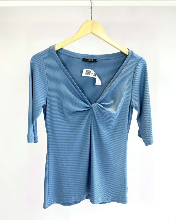 Blusa de malha azul LEELOO - G - VENDIDO SISTEMA OTTO