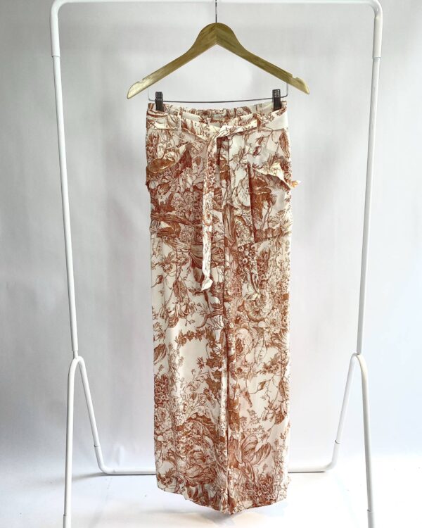 Calça branca com estamp laranja ZARA - P - VENDIDO SISTEMA OTO