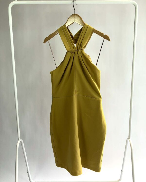 Vestido midi mostarda LUCIDEZ - M - VENDIDO SISTEMA OTTO