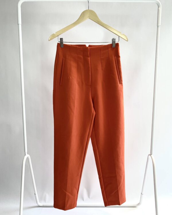 Calça laranja ZARA - P - VENDIDO SISTEMA OTO