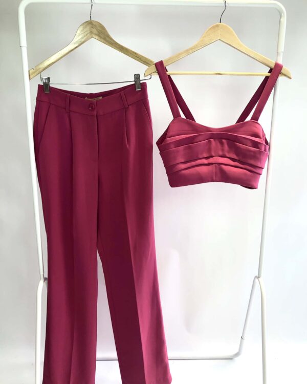 Conjunto cropped e calça rosa CAROL BASSI - P - VENDIDO SISTEMA OTO