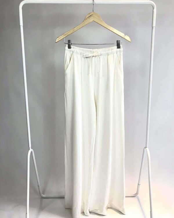 Calça branca JU LENZ - M - VENDIDO SISTEMA OTTO