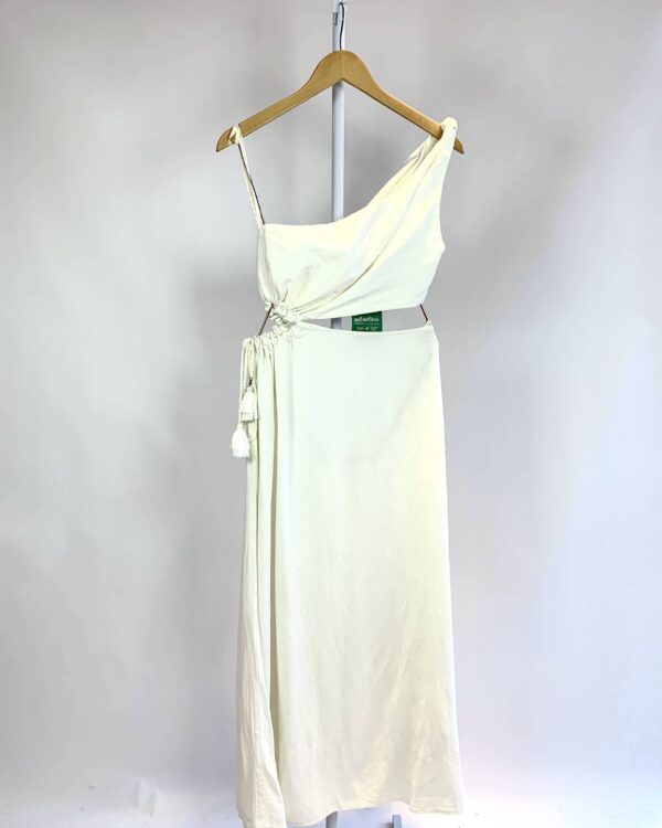 Vestido recortado off white viscolinho FARM - M*nunca usado* - VENDIDO SISTEMA OTO