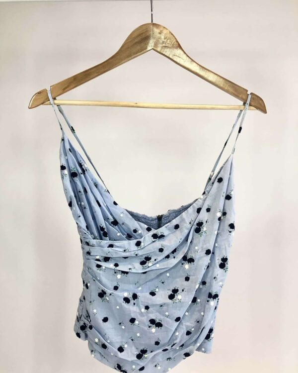 Blusa azul com estamp flores CRIS BARROS - 36 - VENDIDO SISTEMA OTO