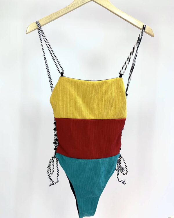 Maio listrado colorido amarração lateral - M - VENDIDO SISTEMA OTO