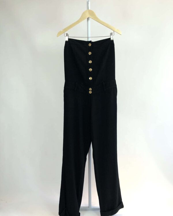 Macacão sem alça preto botões na frente AGILITÁ - 44 - VENDIDO SISTEMA OTO