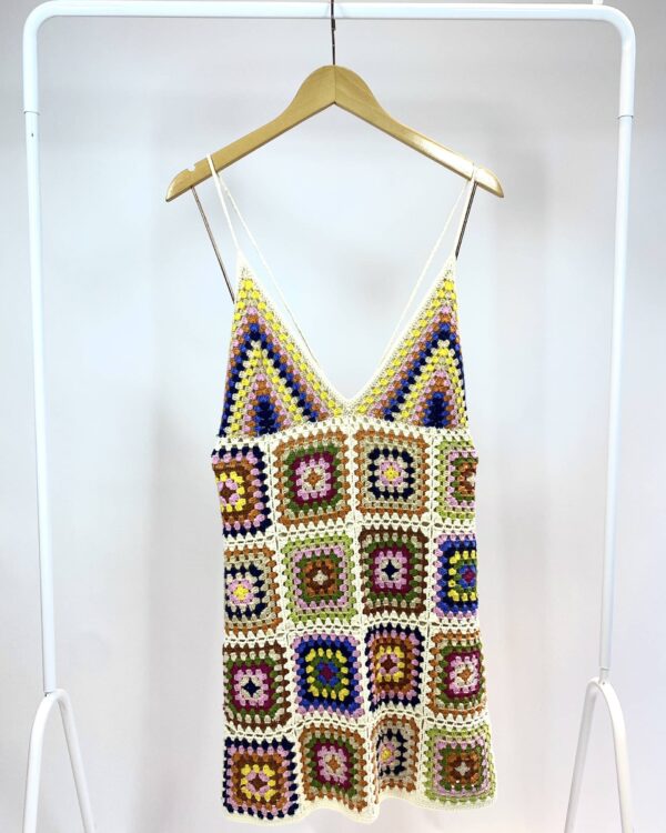 Vestido curto colorido crochet FARM - M