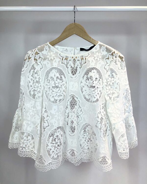 Blusa de renda branca ZARA - M