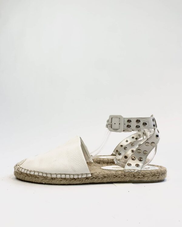 Sandalia branca PAULA TORRES - 39 - VENDIDO SISTEMA OTO