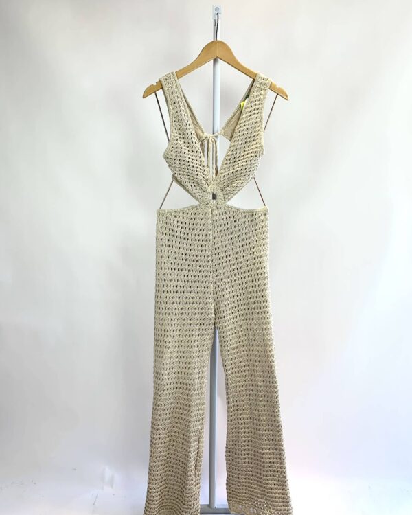 Macacão crochet recortado FARM - M *nunca usado*