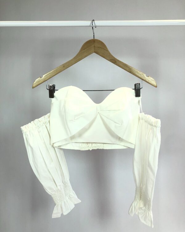 Cropped branco mangas removivéis CAROL BASSI - 38 - VENDIDO SISTEMA OTTO