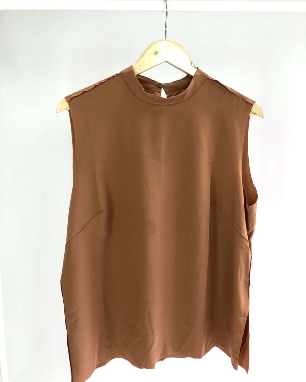 Blusa de seda marrom OSKLEN - G *nunca usado* - VENDIDO SISTEMA OTTO