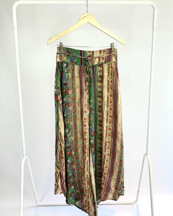 Calça estampada pantacurt FARM - P - VENDIDO SISTEMA OTTO