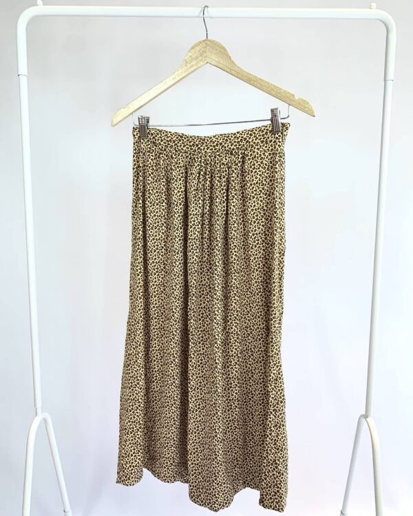 Saia estampa oncinha FARM - P - VENDIDO SIST OTO