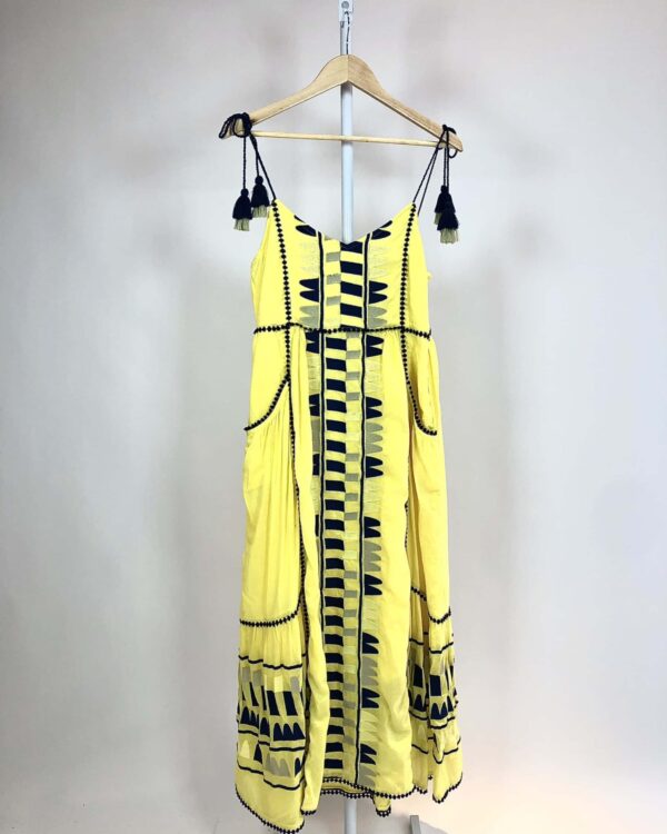 Vestido algodão midi amarelo bordados azul marinho WE|OUI - G - VENDIDO SISTEMA OTTO