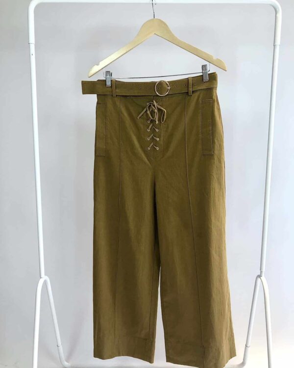 Calça pantalona verde musgo detalhe na frente TALIENK - 44 - VENDIDO SISTEMA OTTO