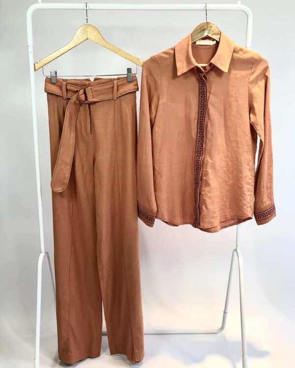 Conjunto camisa e calça  terracota viscolinho CRIS BARROS - P