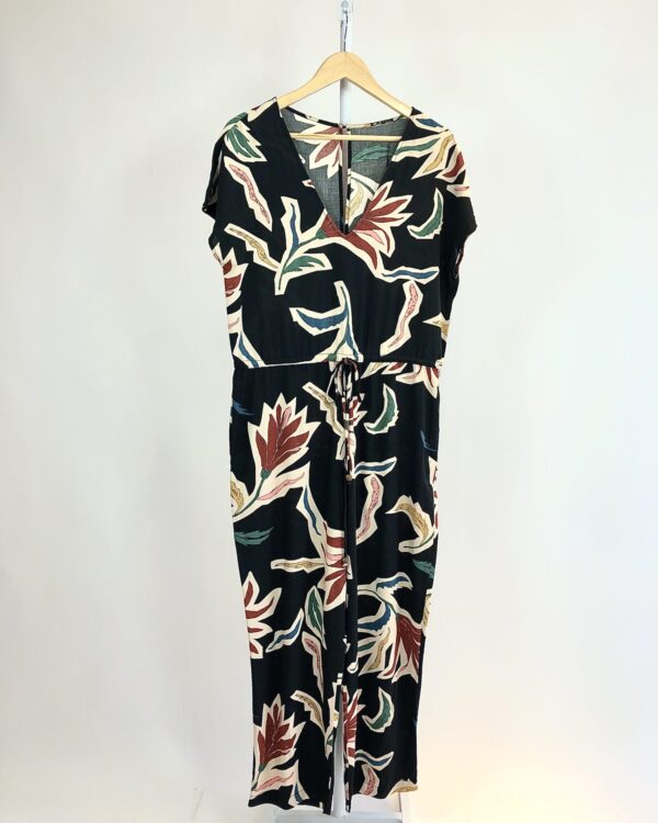 Macacão preta com estamp CANTÃO - M - VENDIDO SISTEMA OTO