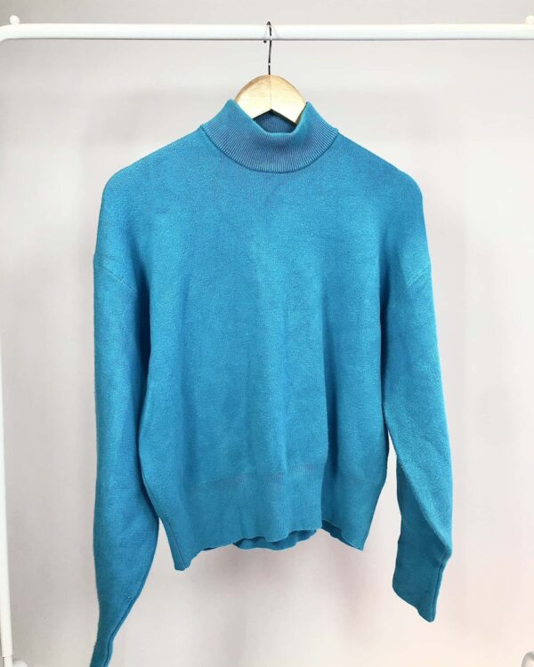 Blusa azul tricot SHOULDER - M - VENDIDO SISTEMA OTO