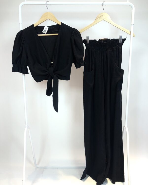 Conjunto de moletom com estamp preta TWENTY FOR SEVEN - PP - VENDIDO SISTEMA OTO