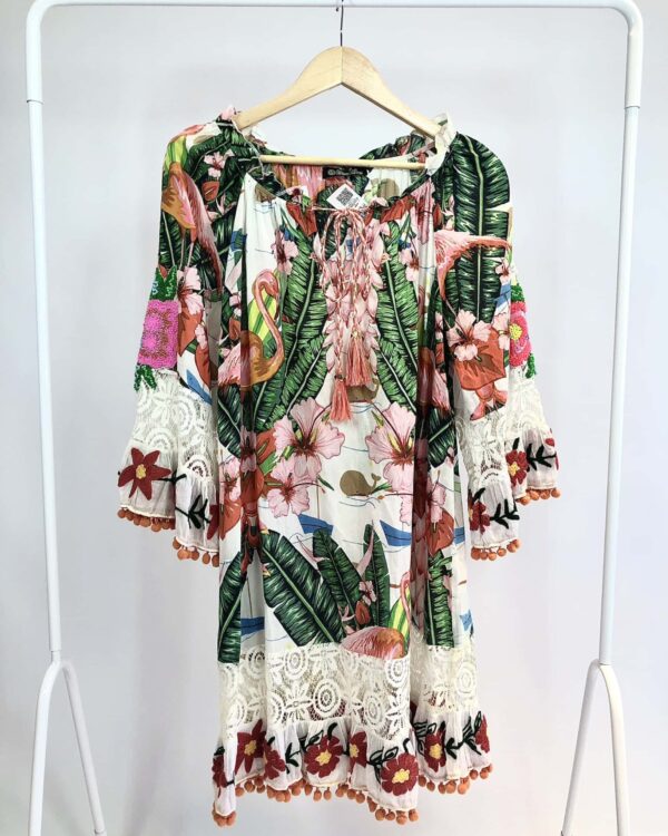 Vestido curto estampado detalhes em renda NAMMOS - M - vendido sistema oto