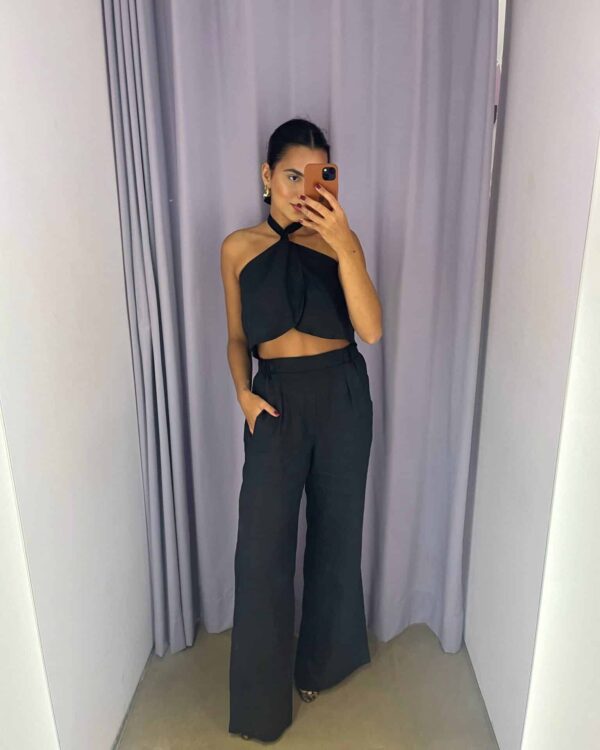 Conjunto linho calça e cropped preto CAROL BASSI - 38